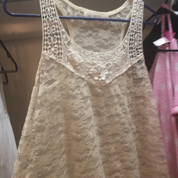Tank top - Picture 1 of 3